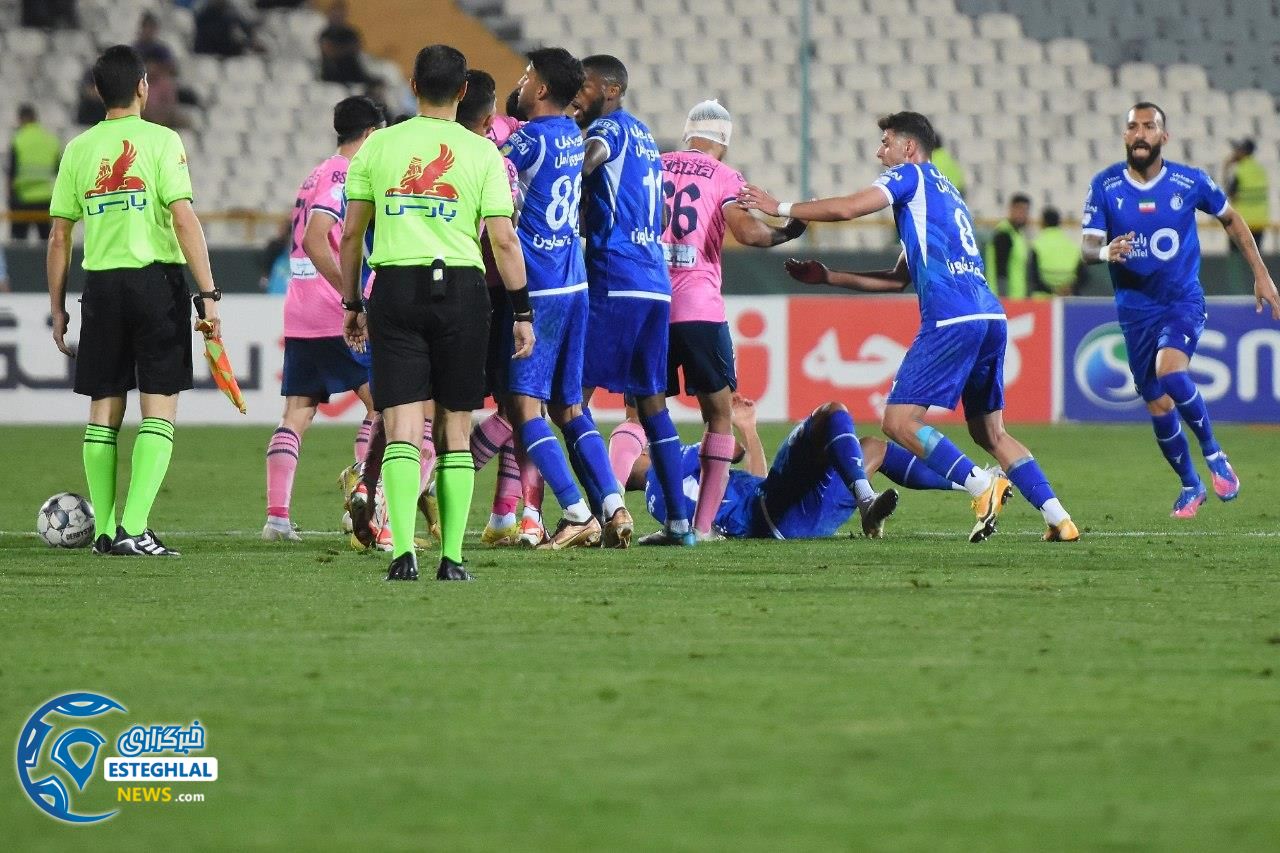 استقلال(تاج) 1-0 آلومینیوم اراک