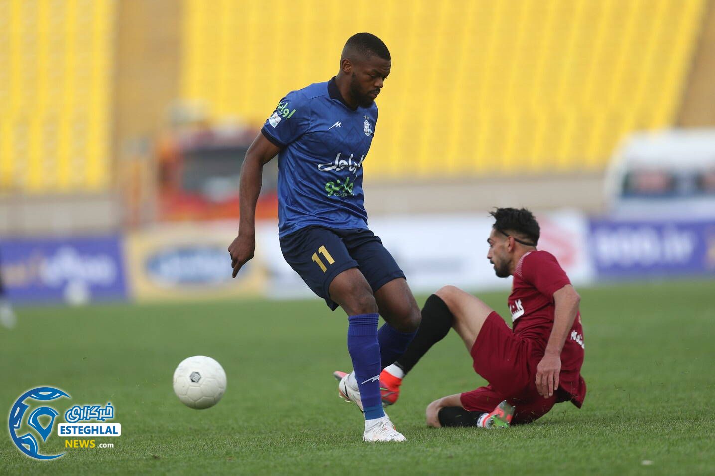 پدیده 0-3 استقلال