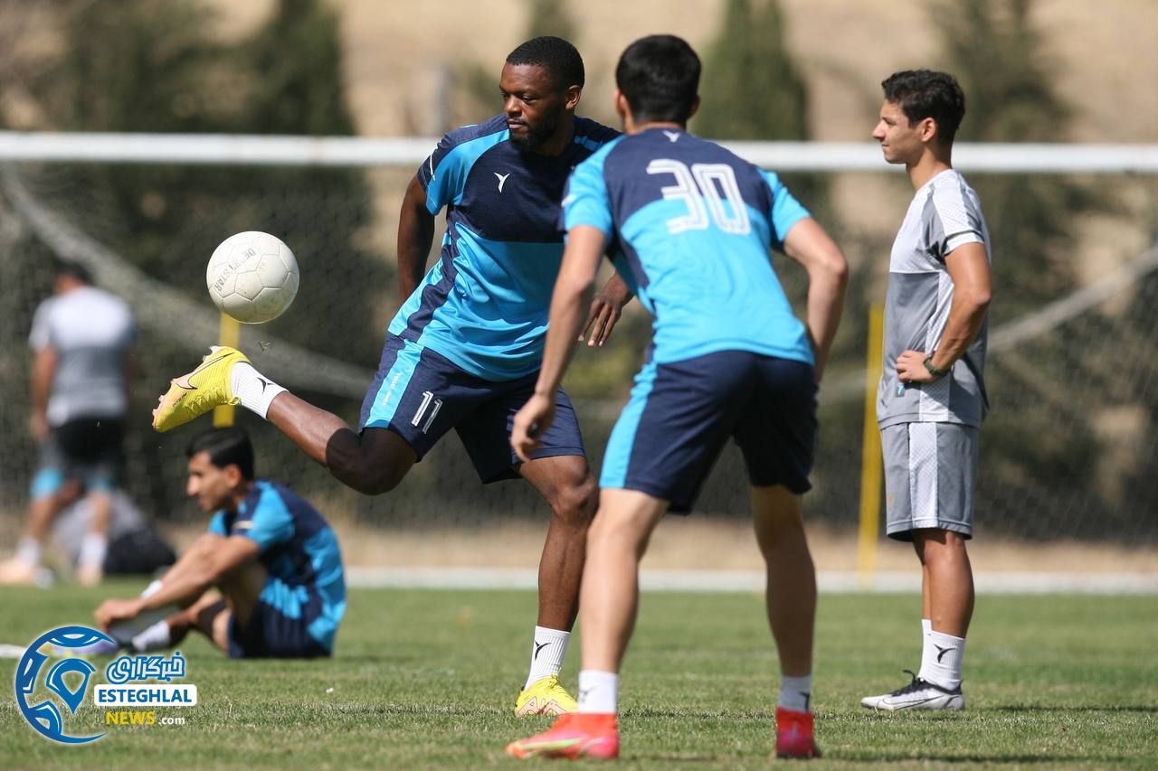 تمرین استقلال