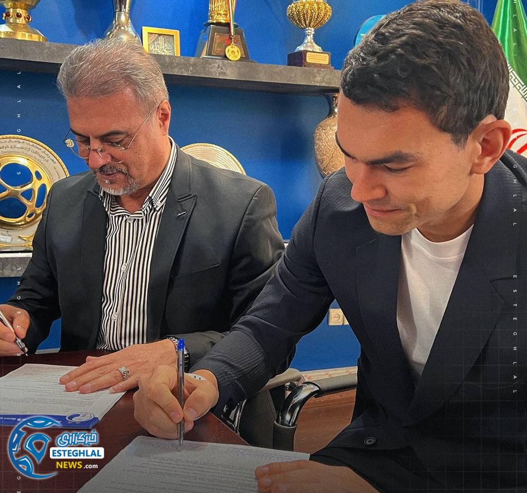 رستم آشورماتوف