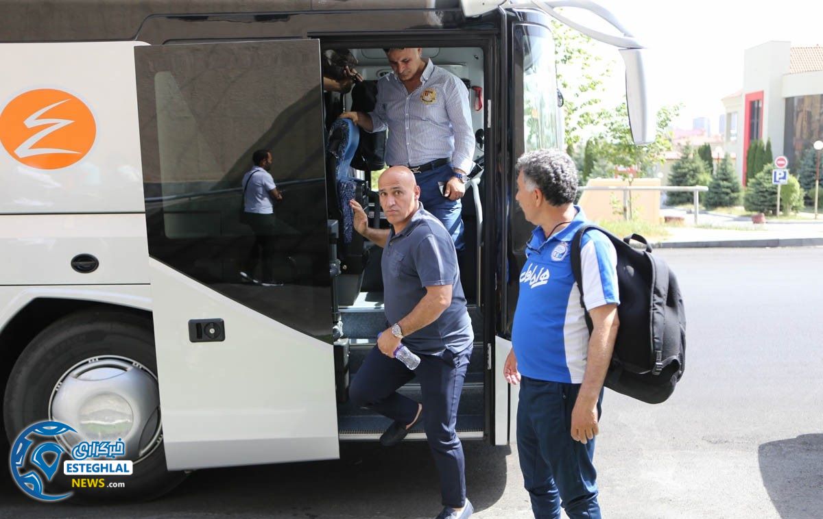 استقلال در اردوی ارمنستان