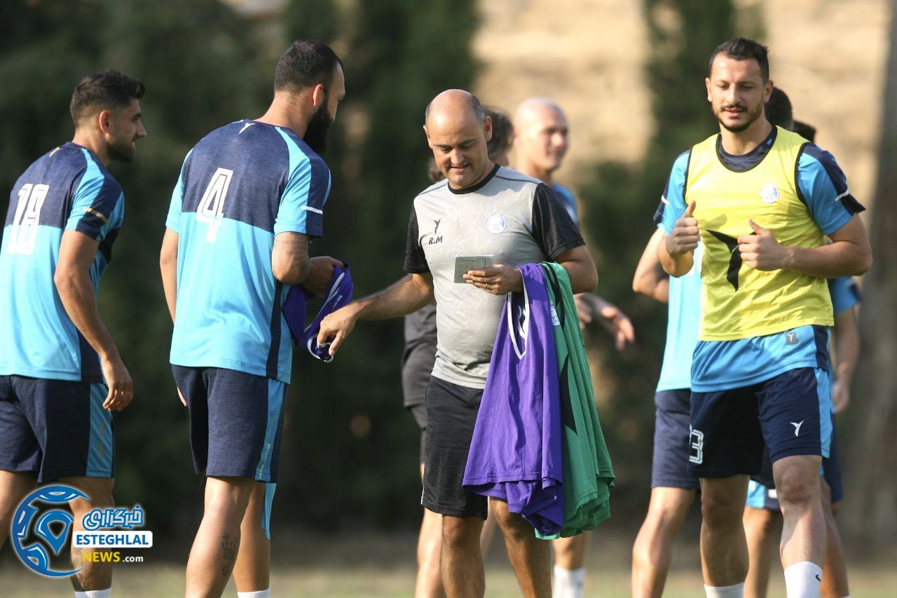 تمرین استقلال