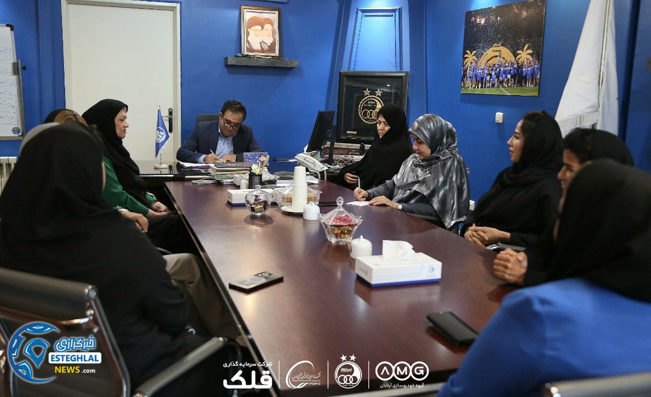 علی تاجرنیا 