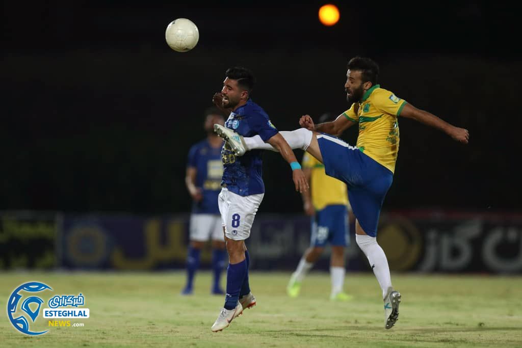 دیدار نفت و استقلال