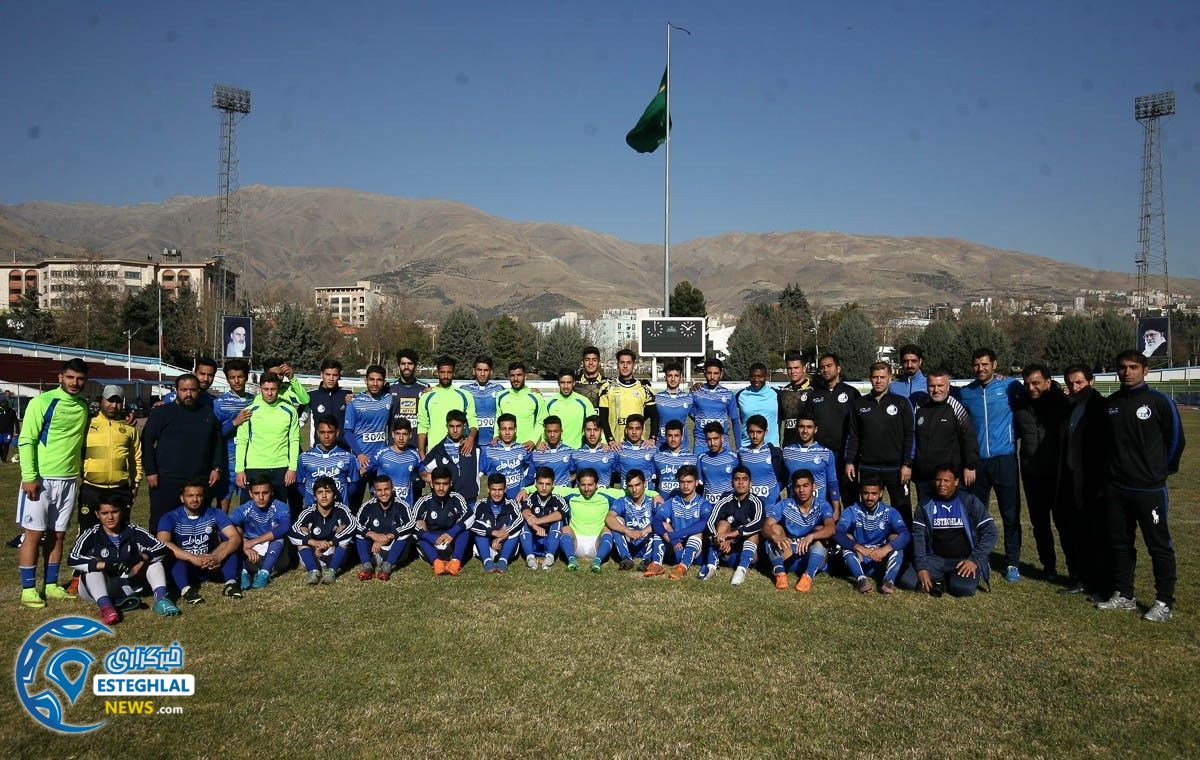 دیدار دوستانه استقلال و جوانانش