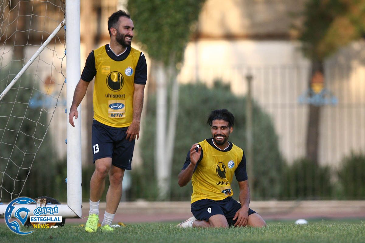 تمرین استقلال