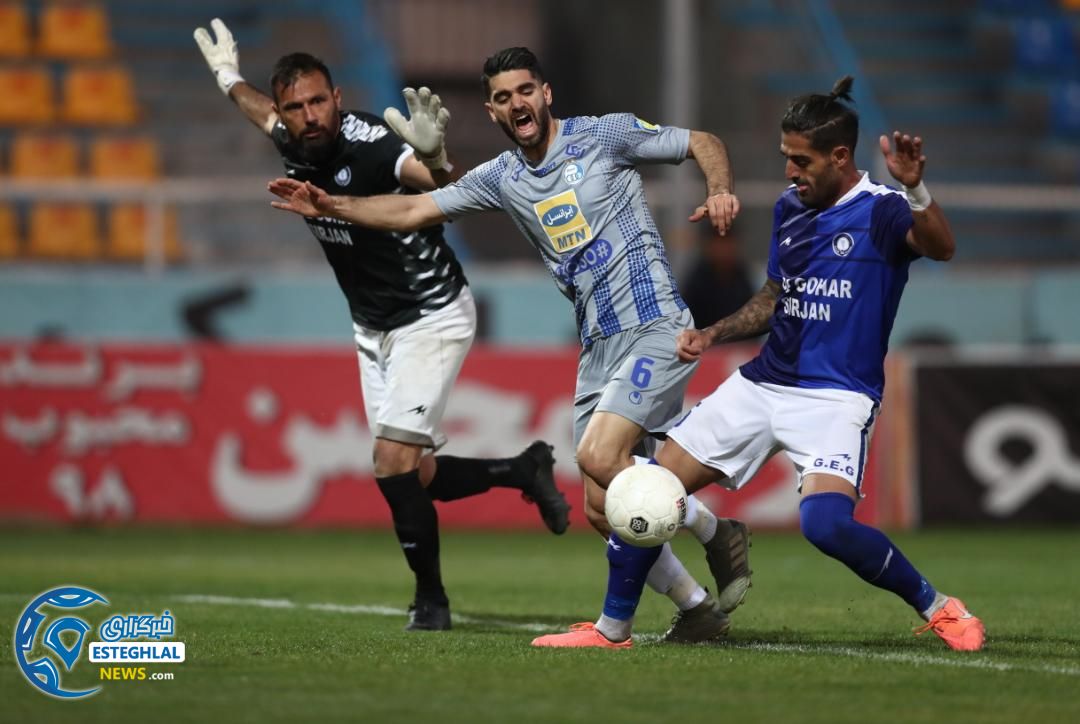 دیدار گل گهر و استقلال