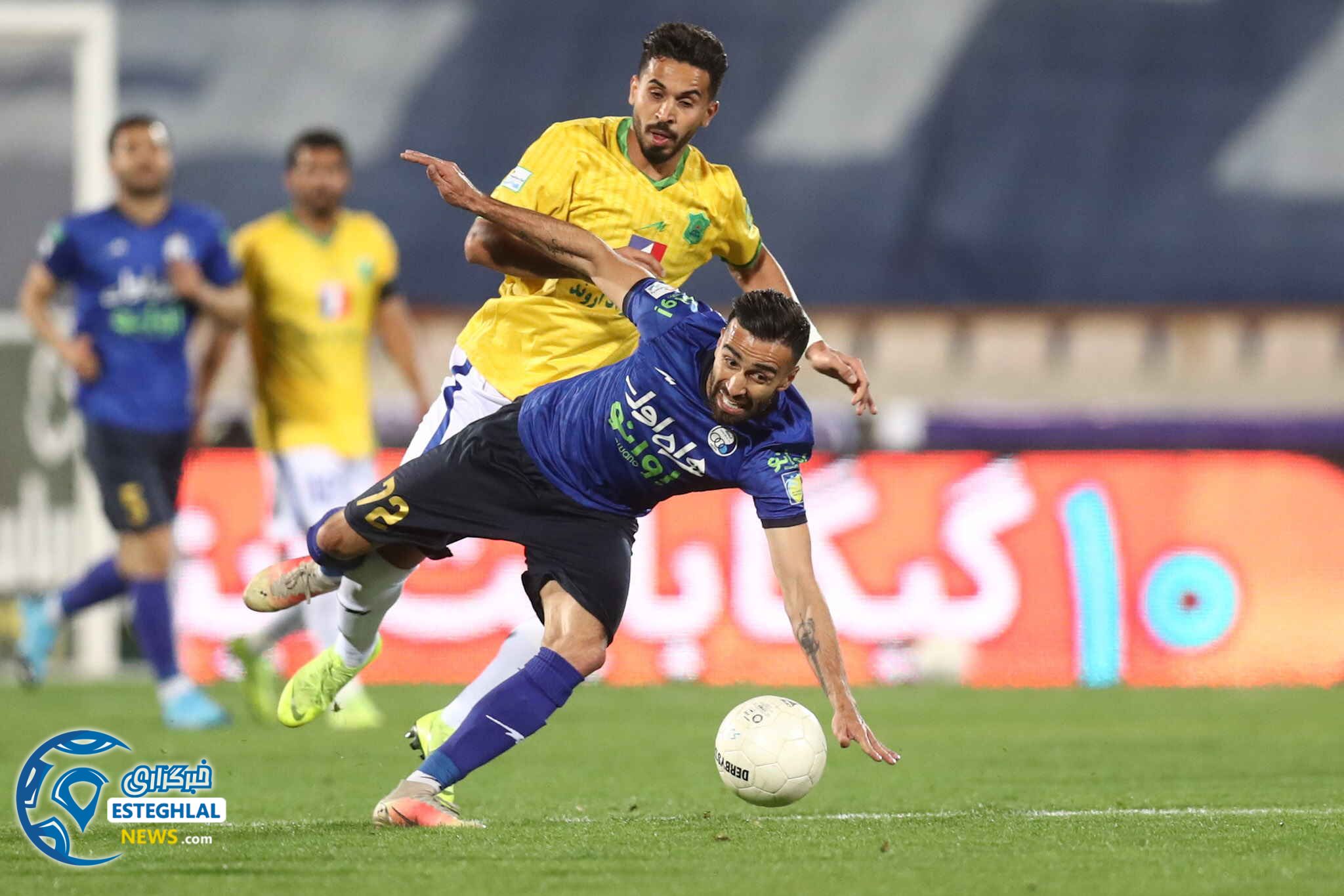 استقلال(تاج) 1-0 صنعت نفت آبادان