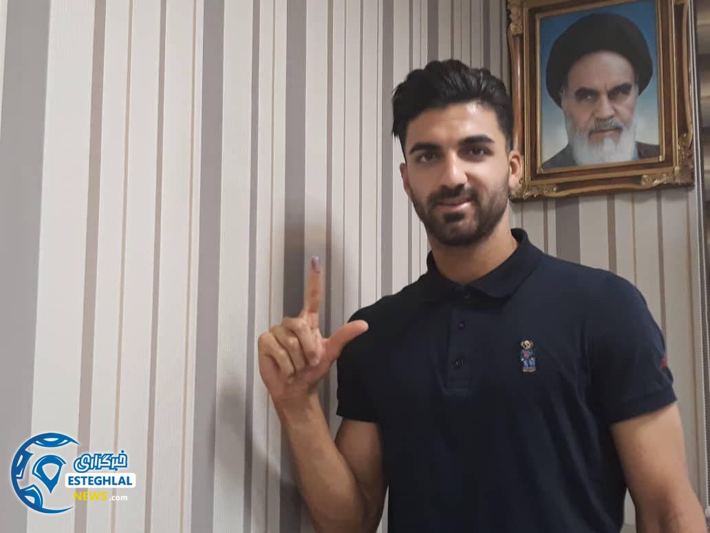 ثبت قرارداد میلاد باقری