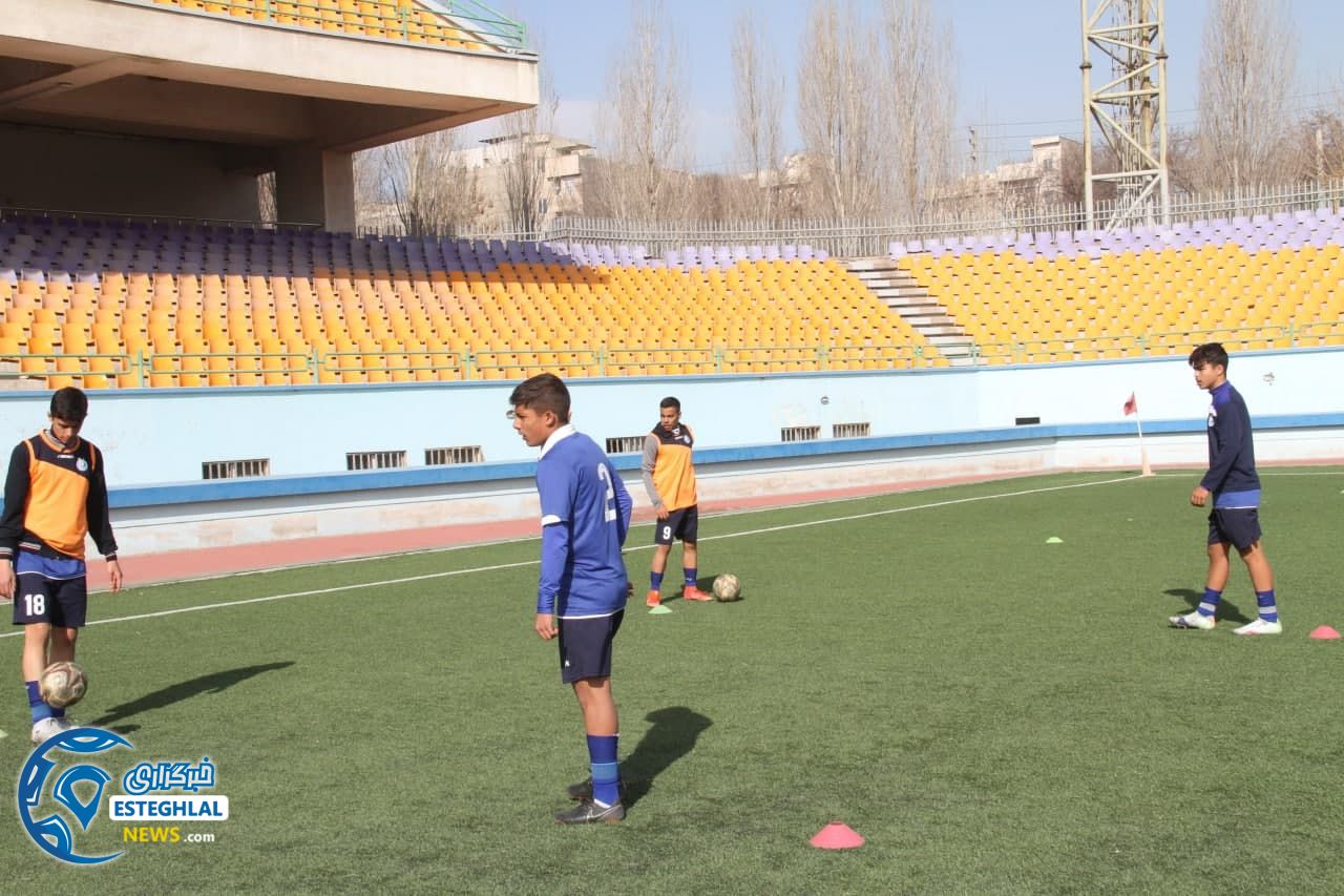 تیم نونهالان استقلال