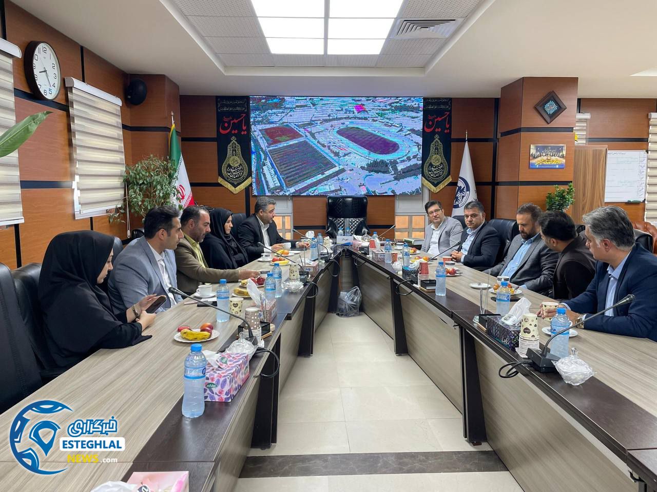 باشگاه استقلال(تاج)