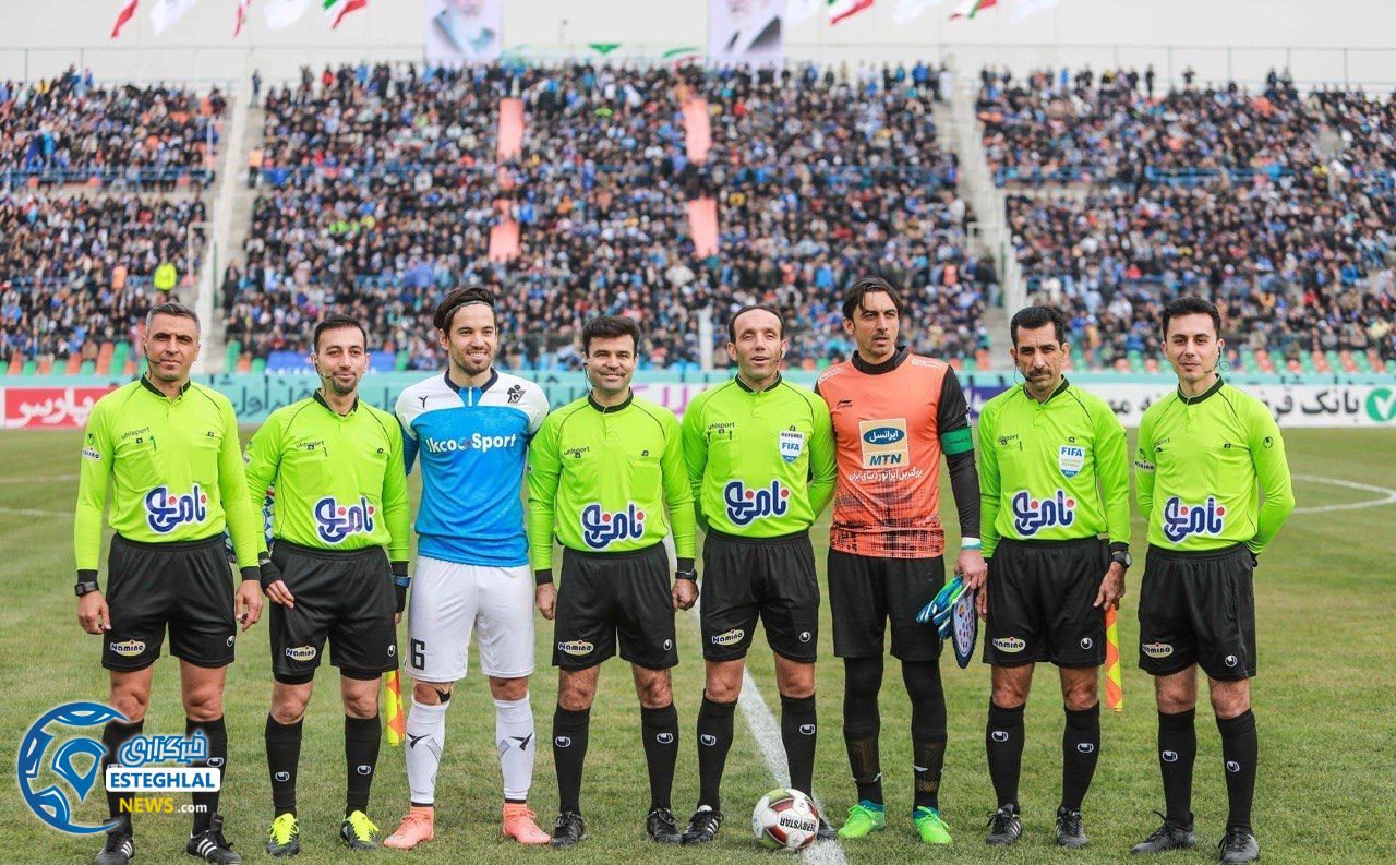 دیدار پیکان و استقلال