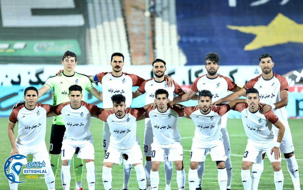 دیدار استقلال و پیکان