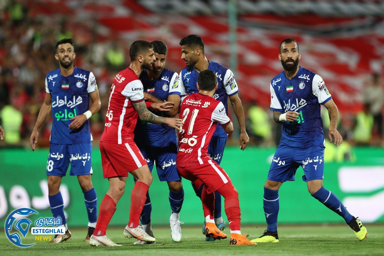 استقلال 0-1 پیروزی