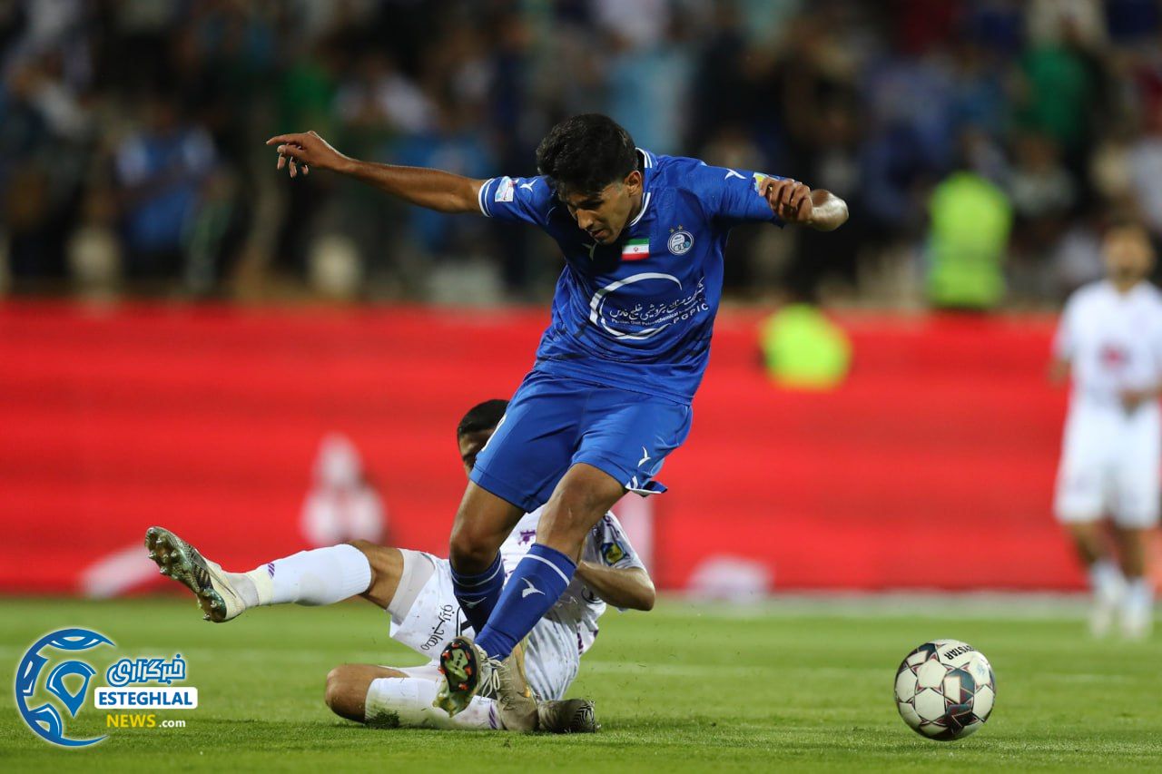 استقلال 2-2 هوادار