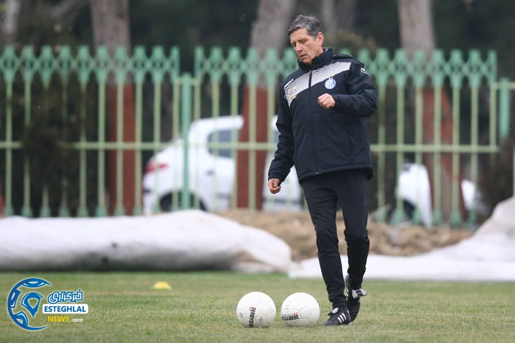 تمرین استقلال