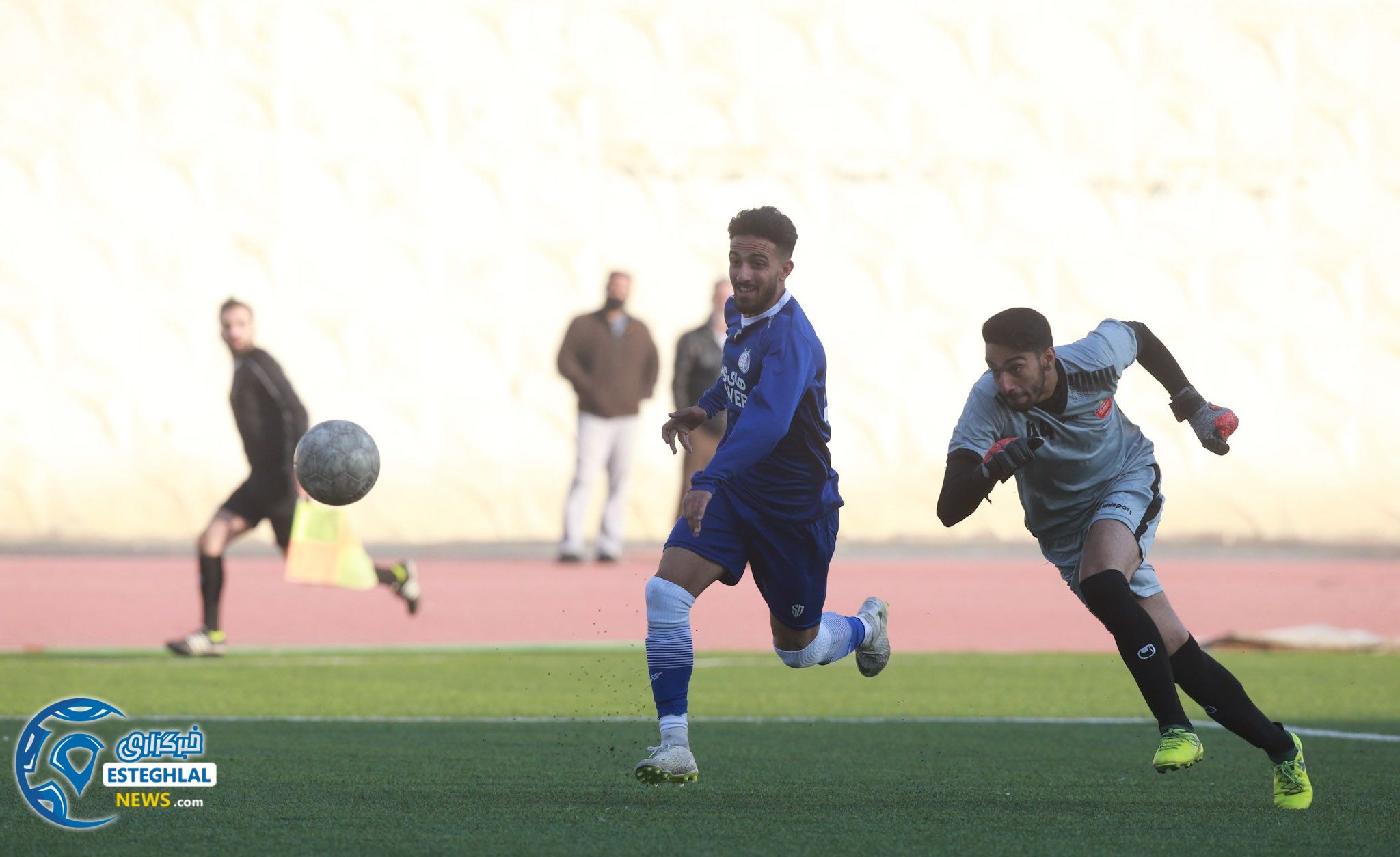 علی امینایی