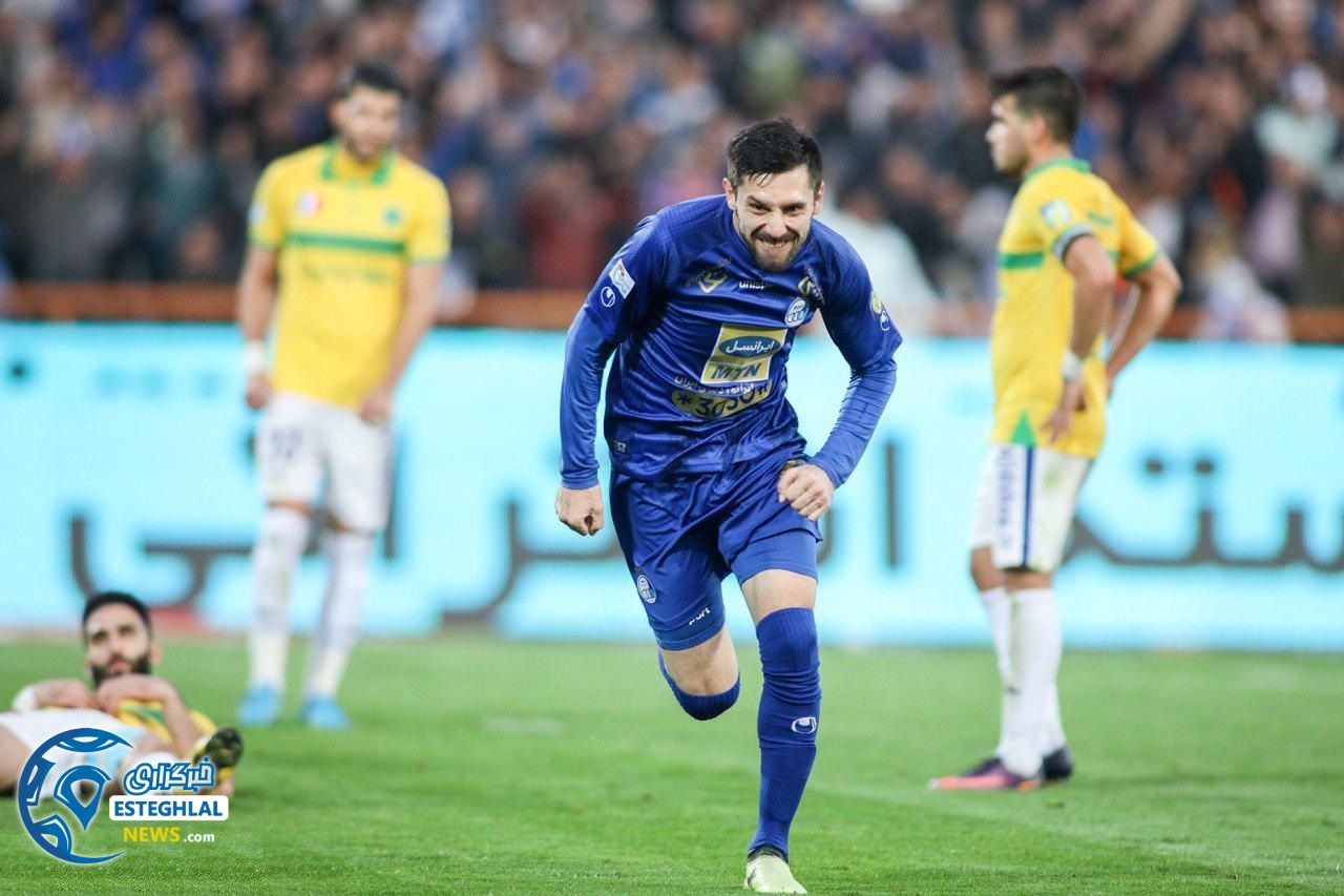 دیدار استقلال و نفت آبادان