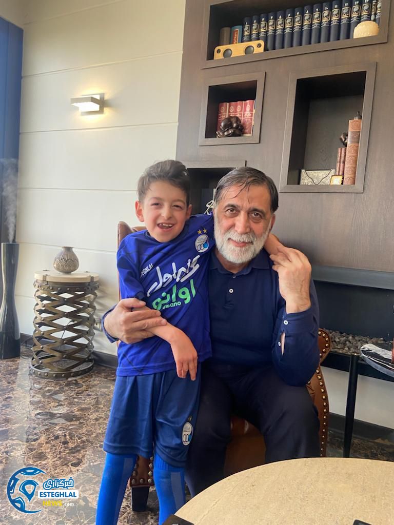 دیدار آجورلو و هوادار معلول