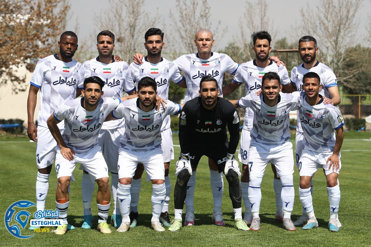 دیدار دوستانه استقلال و نساجی