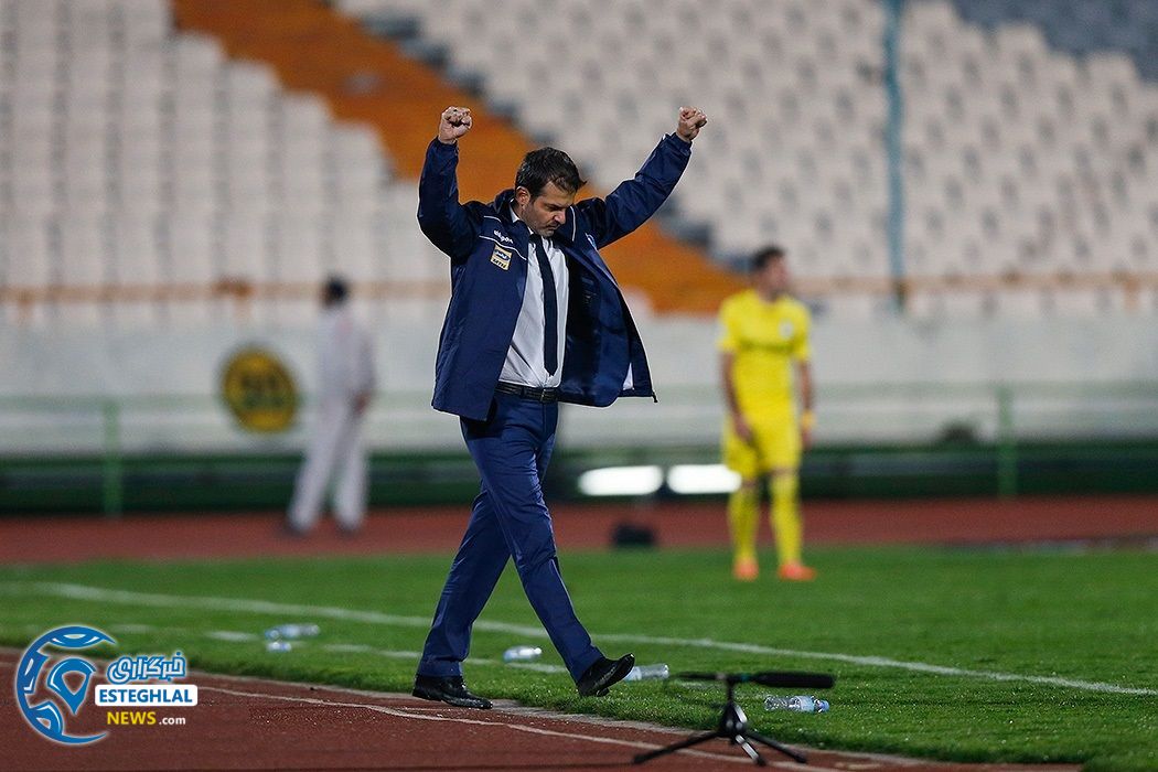 دیدار استقلال و پارس جنوبی جم