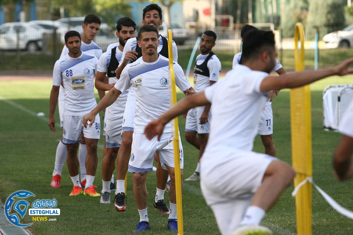 تمرین استقلال