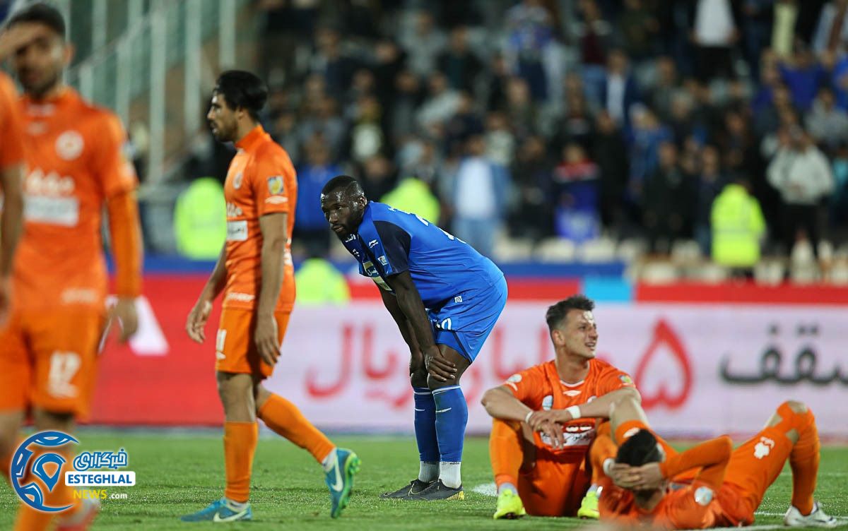 دیدار استقلال و سایپا