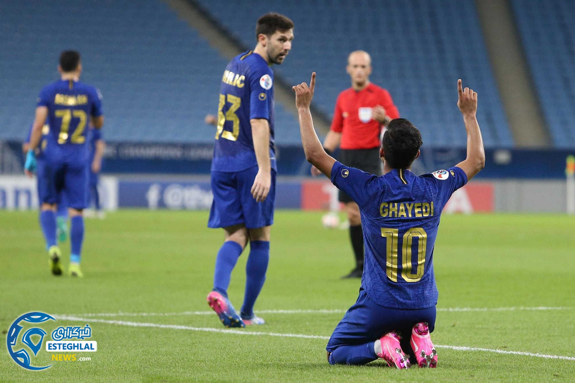 دیدار استقلال و الاهلی