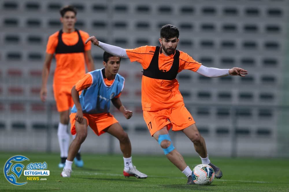 تمرین استقلال در دبی