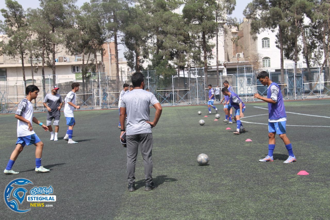 تیم نوجوانان استقلال