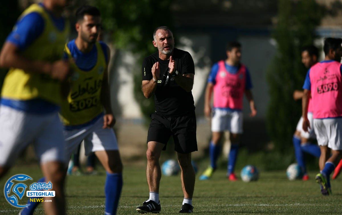 تمرین استقلال