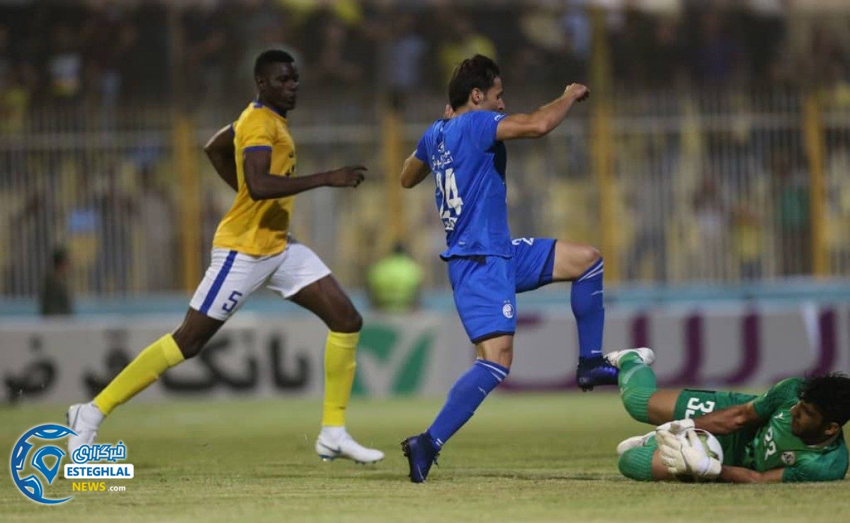 دیدار نفت مسجد سلیمان و استقلال