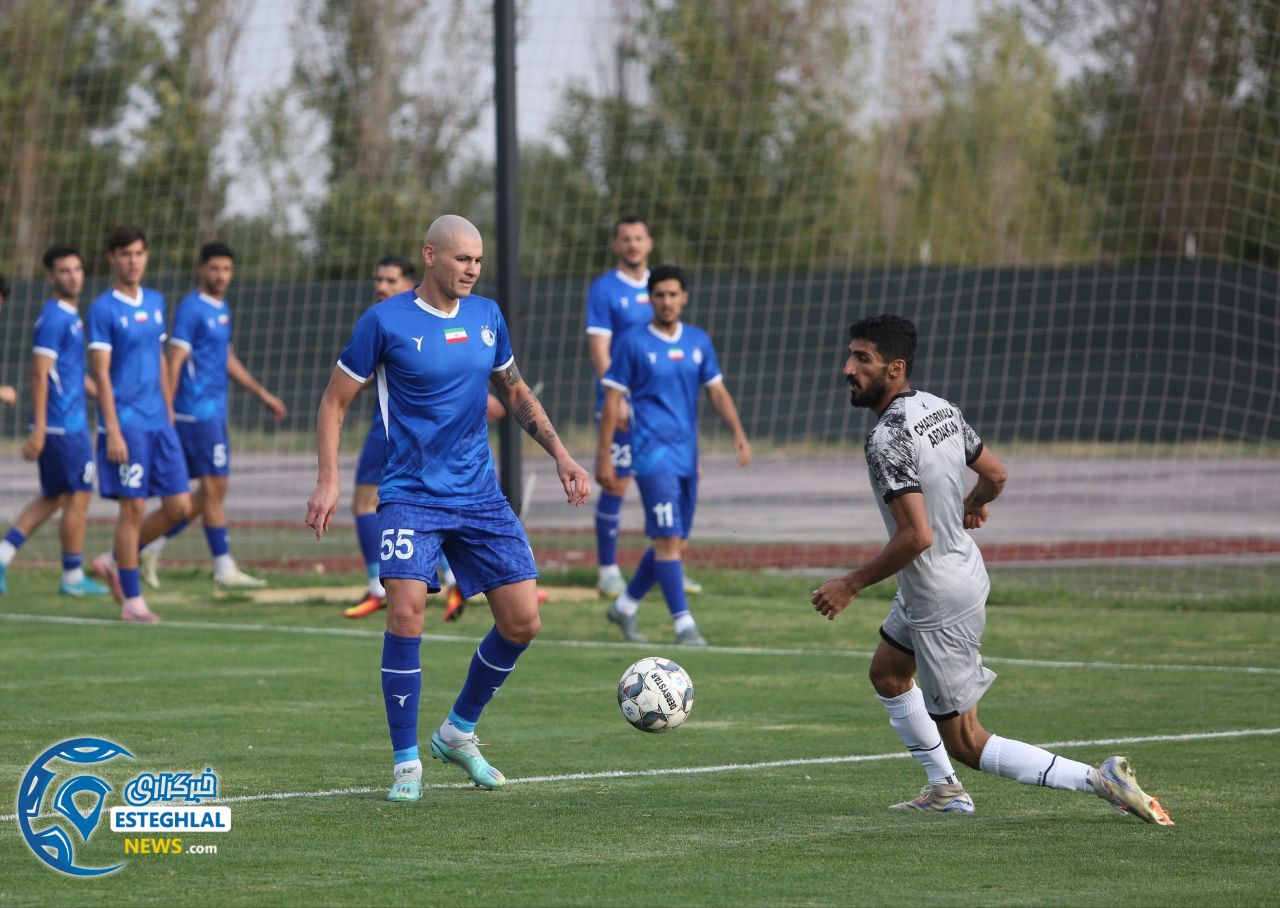 دیدار دوستانه استقلال و چادرملو