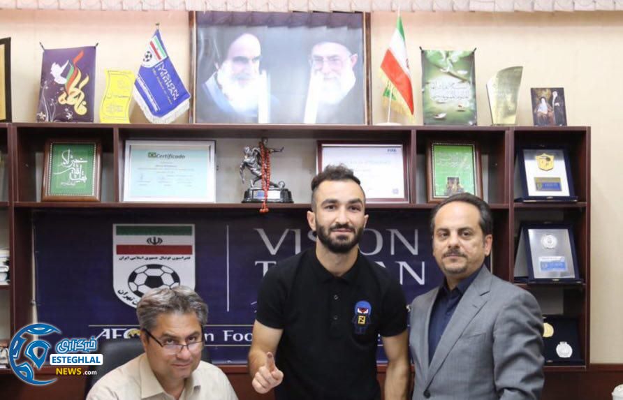 داریوش شجاعیان