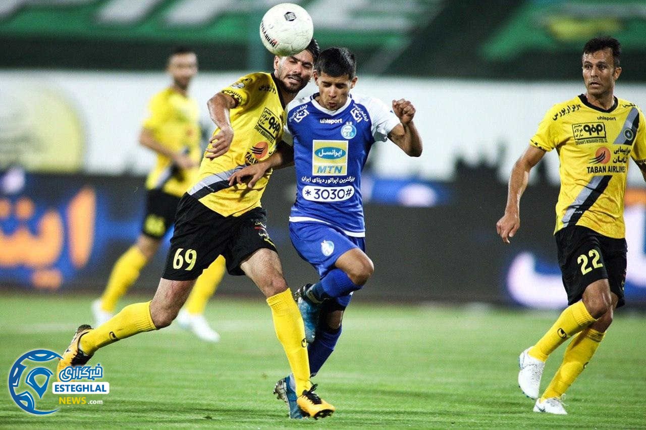 دیدار استقلال و سپاهان