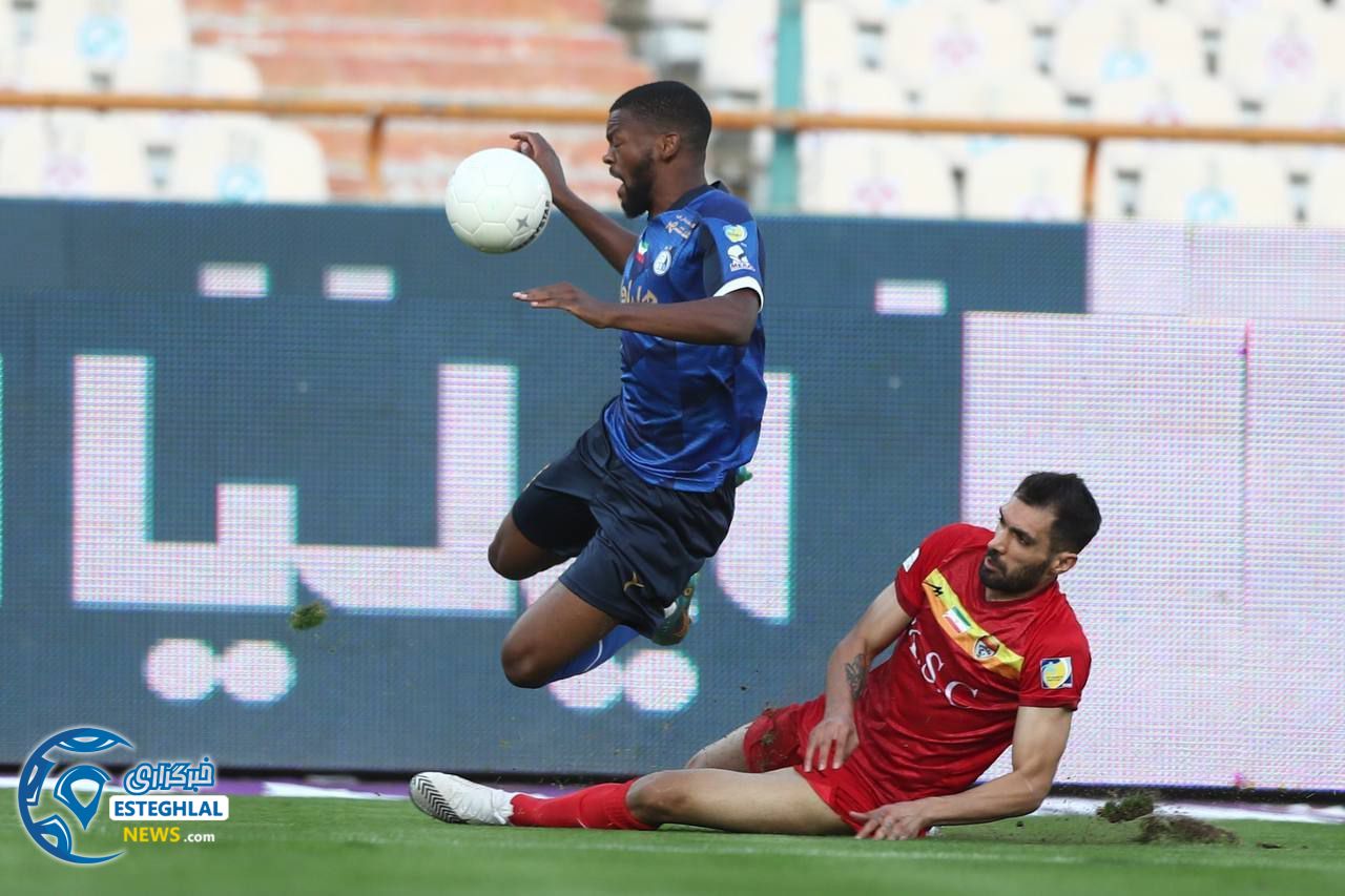 دیدار استقلال و فولاد