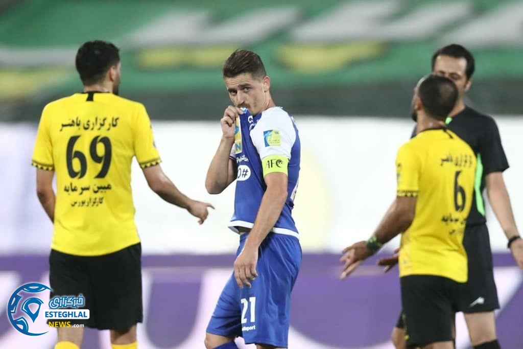 دیدار استقلال و سپاهان