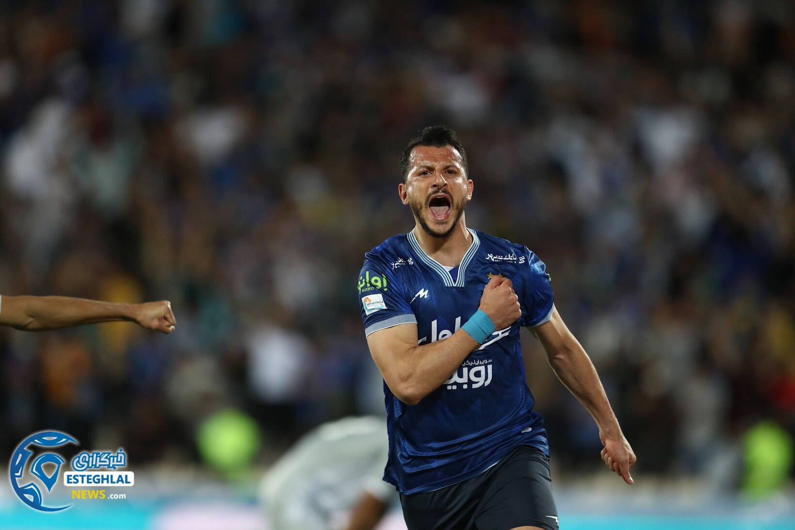  استقلال(تاج) 1-0 شهرخودرو مشهد