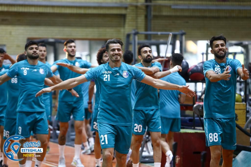 تمرین استقلال