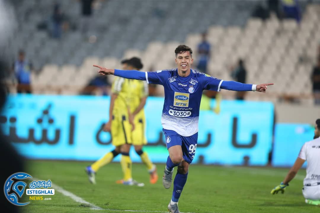 دیدار استقلال و فجر سپاسی