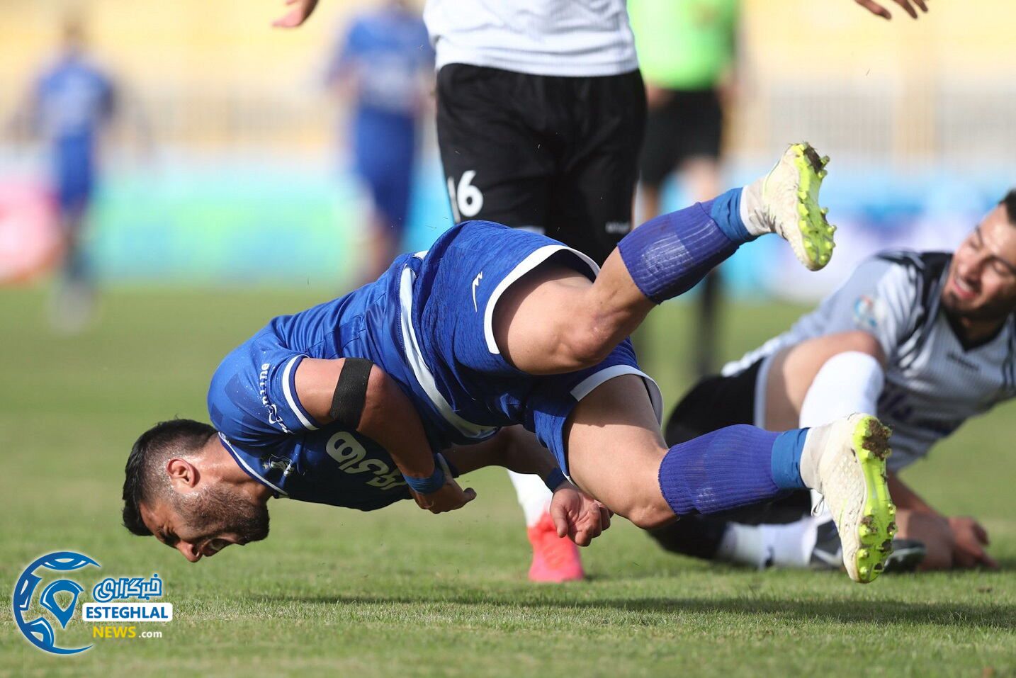 نفت مسجد سلیمان 1-1 استقلال