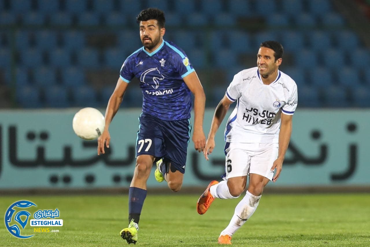 دیدار پیکان و استقلال