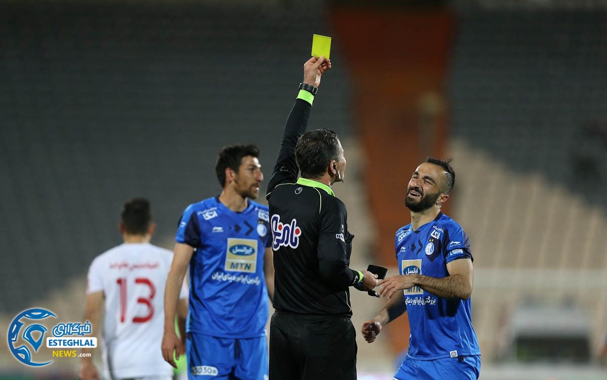 دیدار استقلال و نساجی