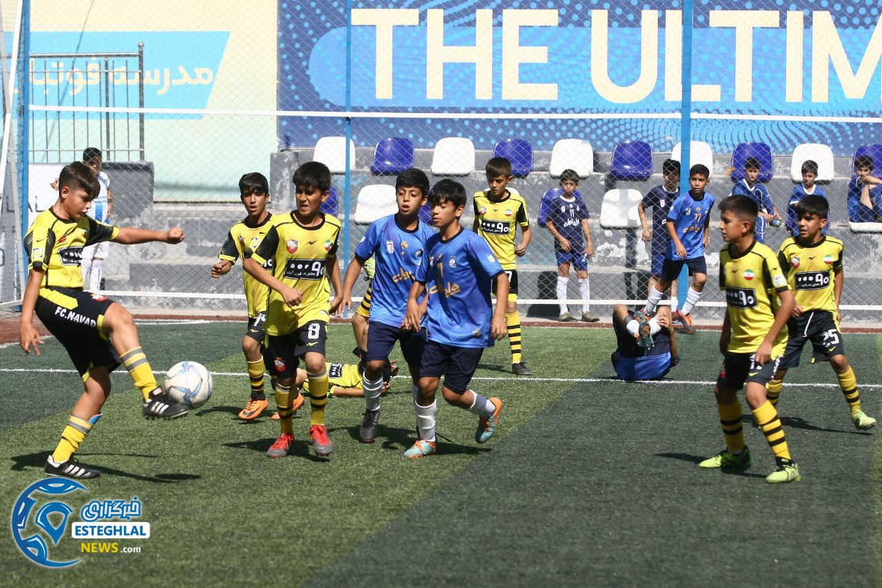 مدارس فوتبال استقلال