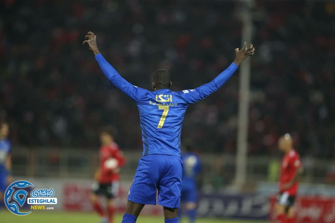 دیدار تراکتور و استقلال