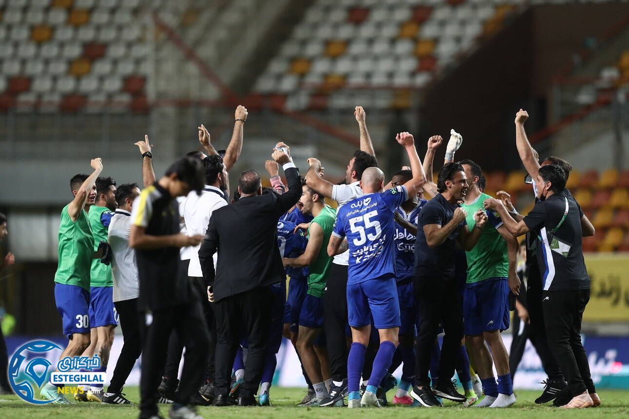 تیم فوتبال استقلال