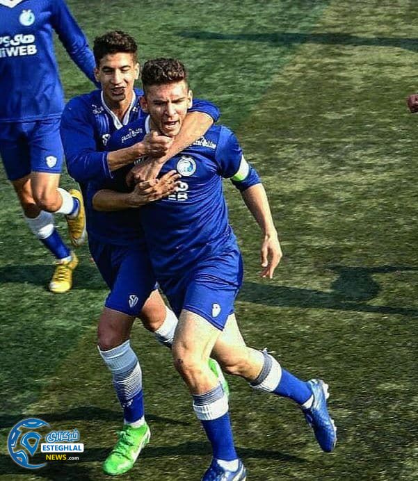 آرشام شکوری