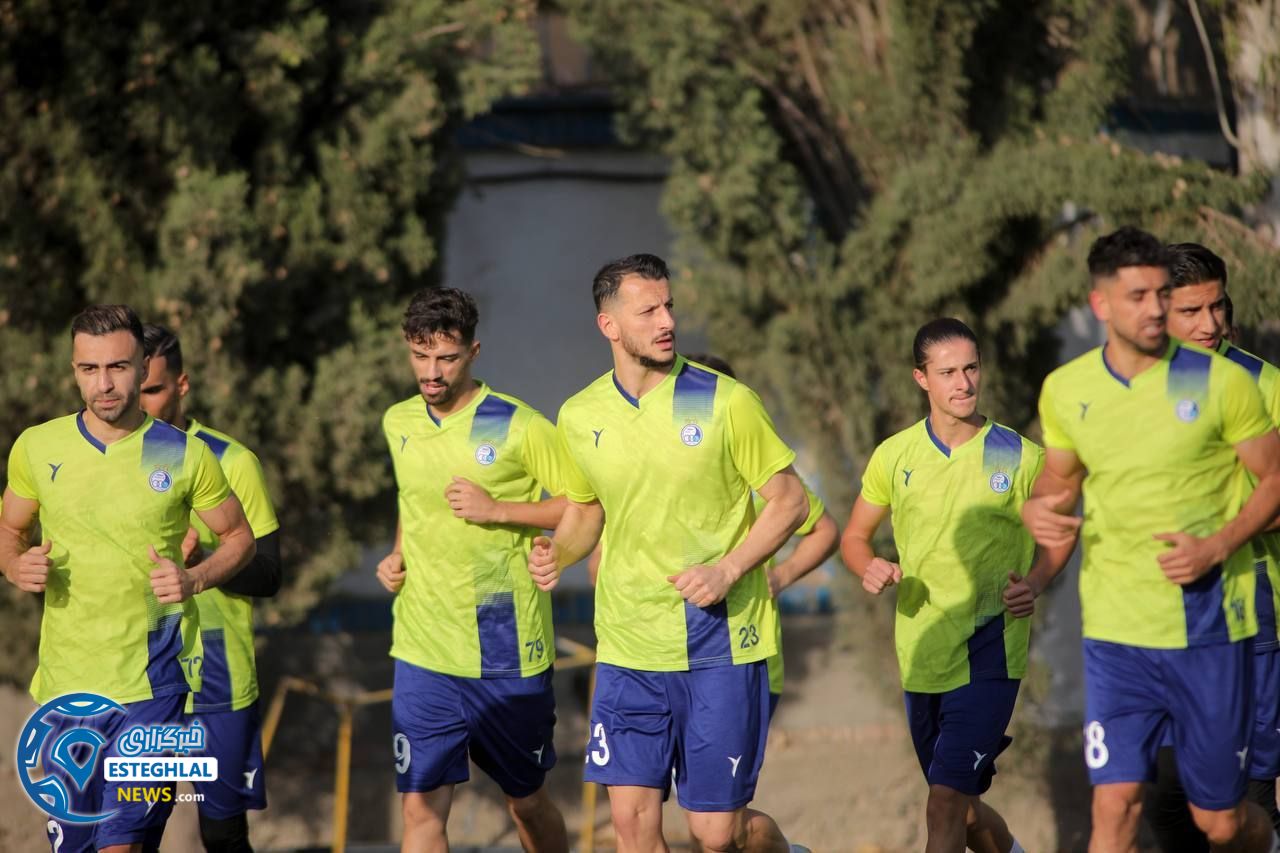 تمرین استقلال