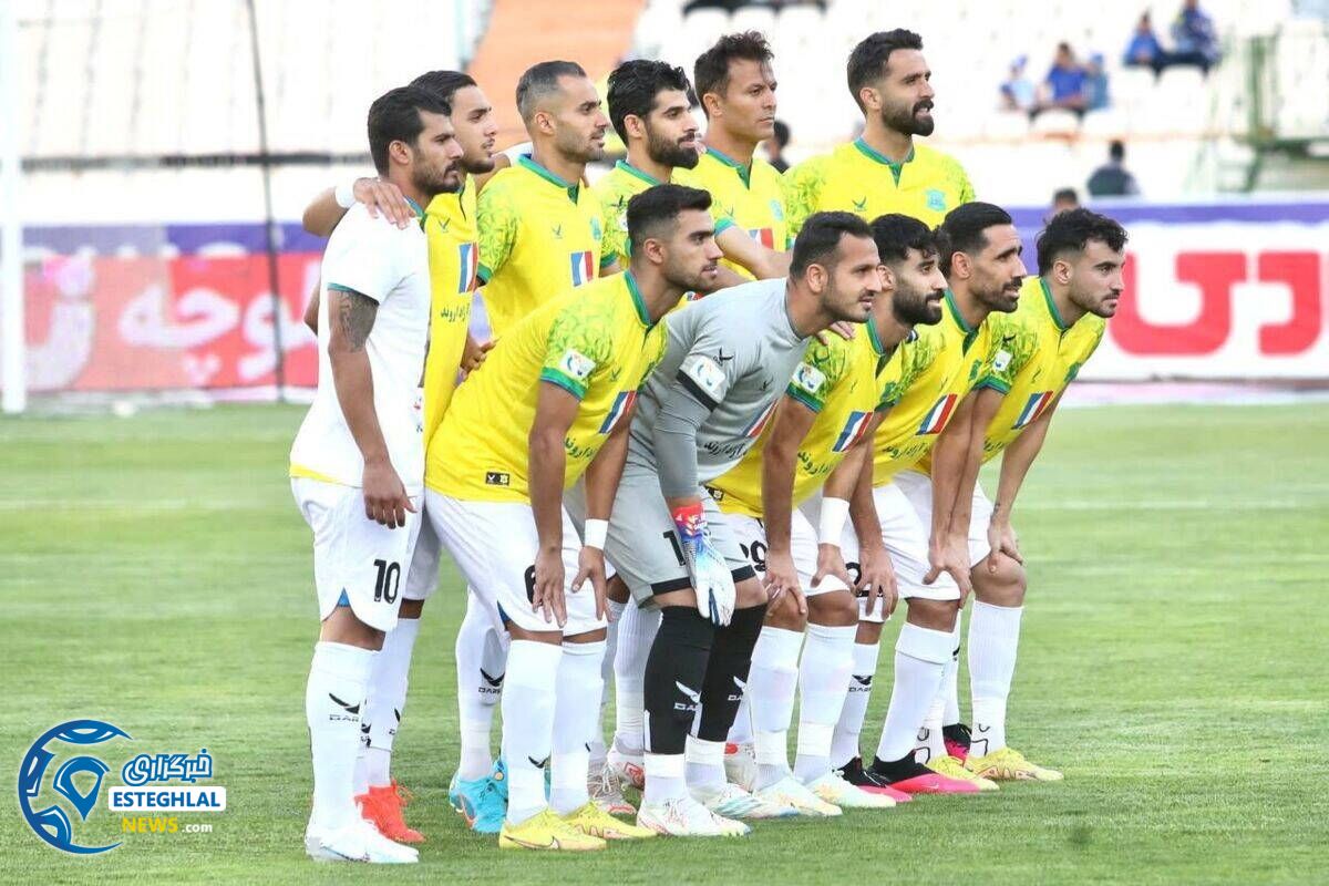 استقلال(تاج) 1-1 نفت آبادان
