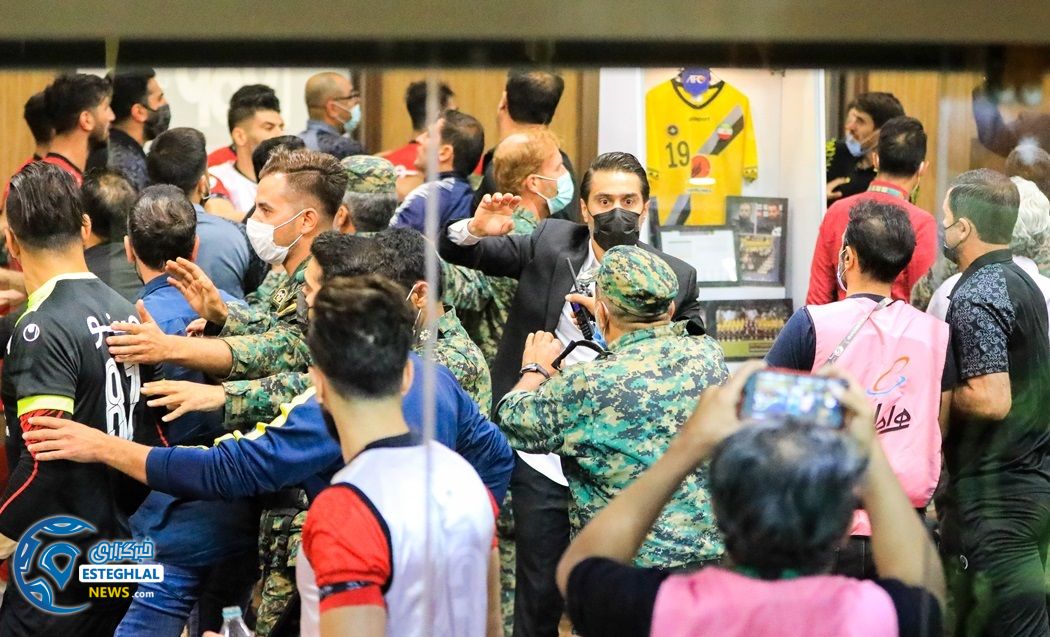 درگیری در ورزشگاه نقش جهان